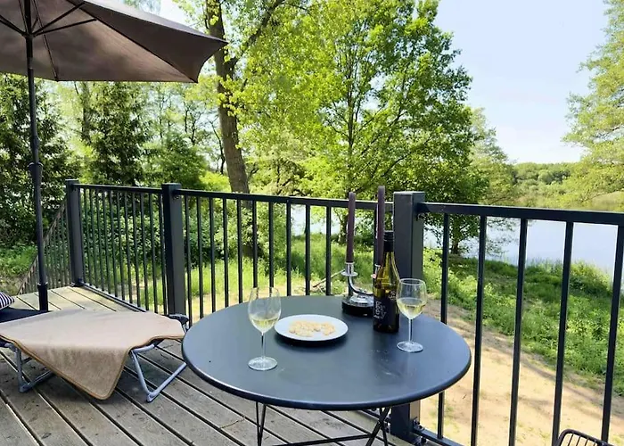 Сasa de vacaciones Garten Eden In *